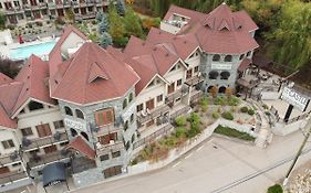 天鹅湖城堡酒店